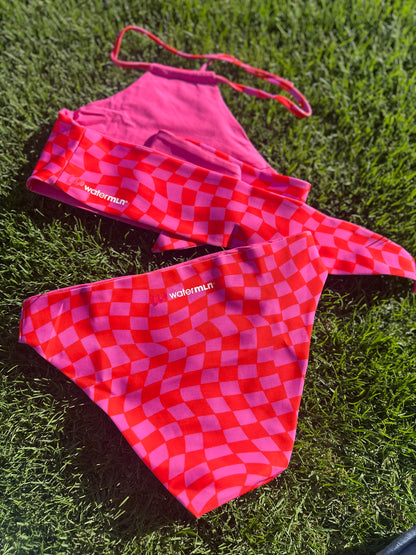 Berries chess (neck strap)