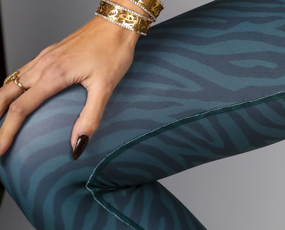 ForHer White Edge Zebra legging